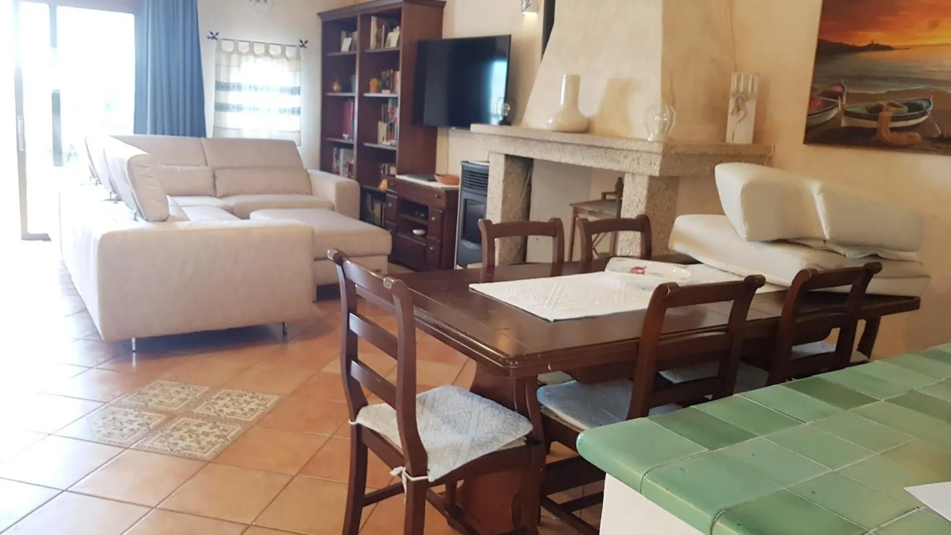 Sun House Appartamento Vista Mare كانّيجوني