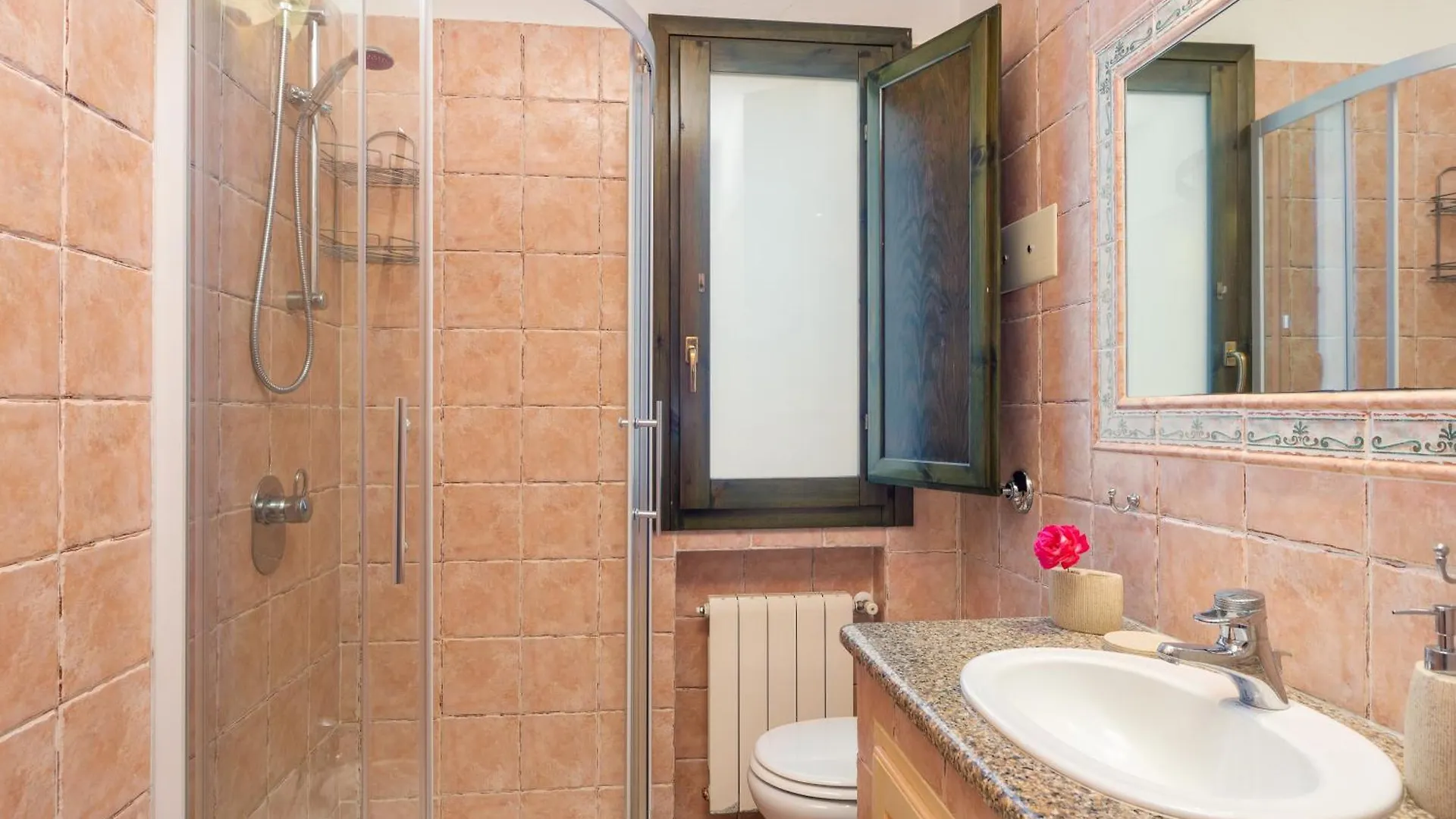 Sun House Appartamento Vista Mare كانّيجوني إيطاليا