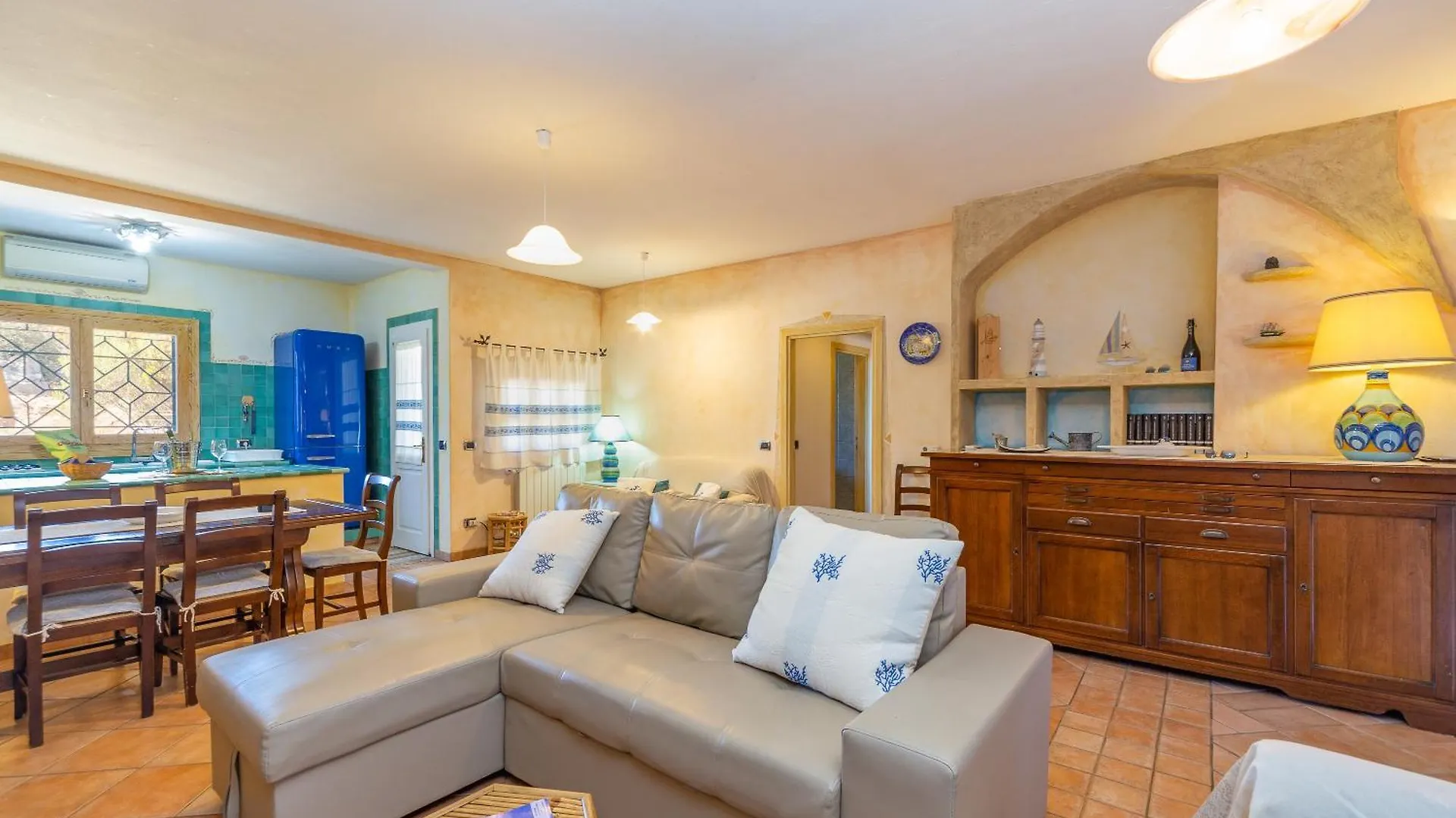 شقة Sun House Appartamento Vista Mare كانّيجوني