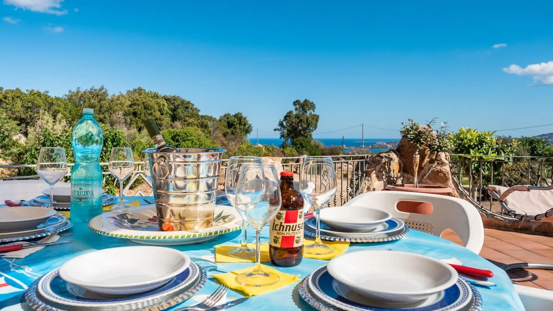 Sun House Appartamento Vista Mare كانّيجوني 0*,