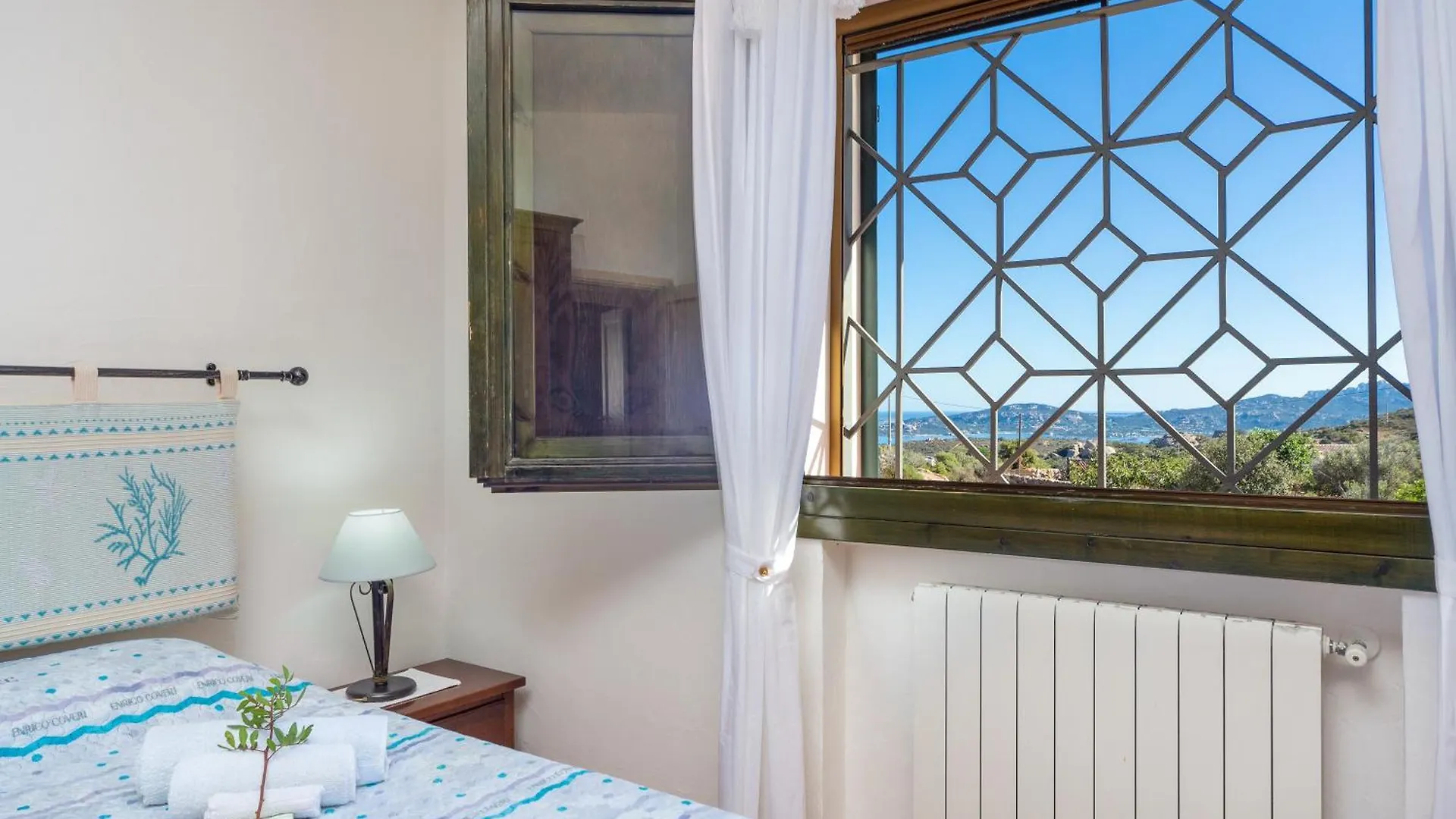 Sun House Appartamento Vista Mare كانّيجوني